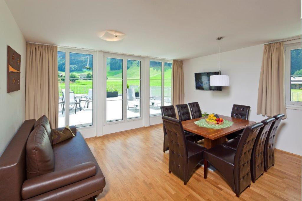 Apart Mountain Lodge Mayrhofen Szoba fotó